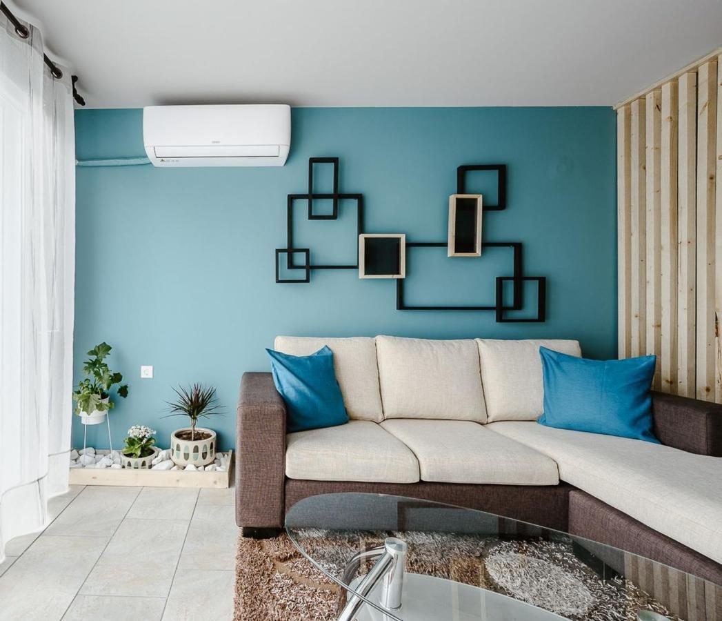 Le Petit Jardin Volos Exterior foto