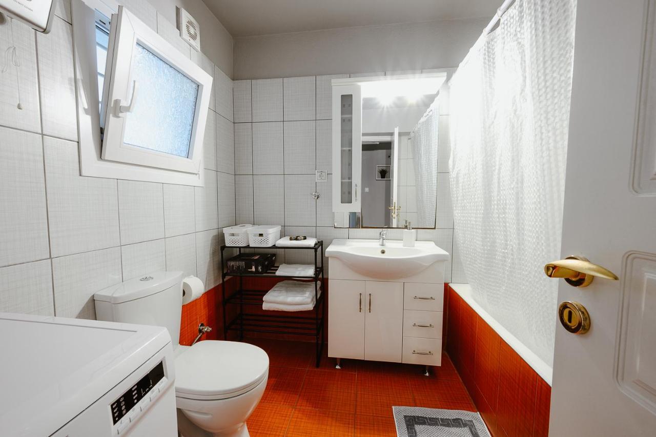 Le Petit Jardin Volos Exterior foto